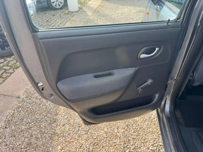 Opel Agila 1.0 12V Enjoy (12)