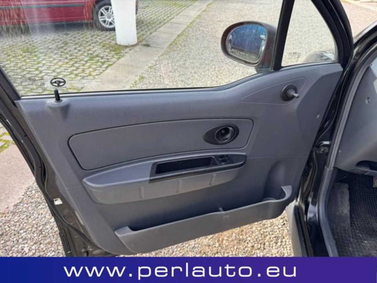 Chevrolet Matiz 800 SE Chic (7)