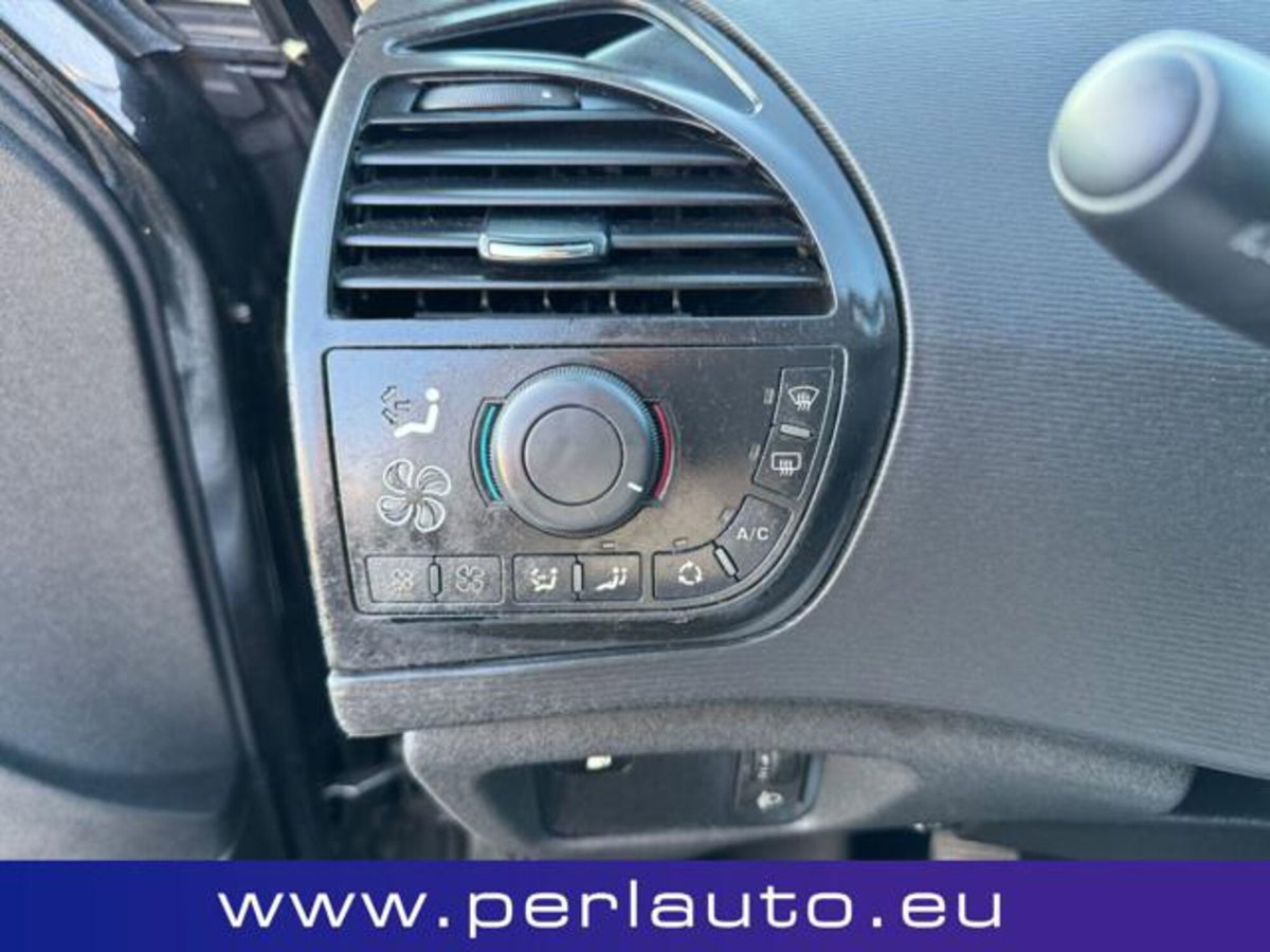 Citroen C4 Picasso 1.6 HDi 110 FAP Elegance (10)