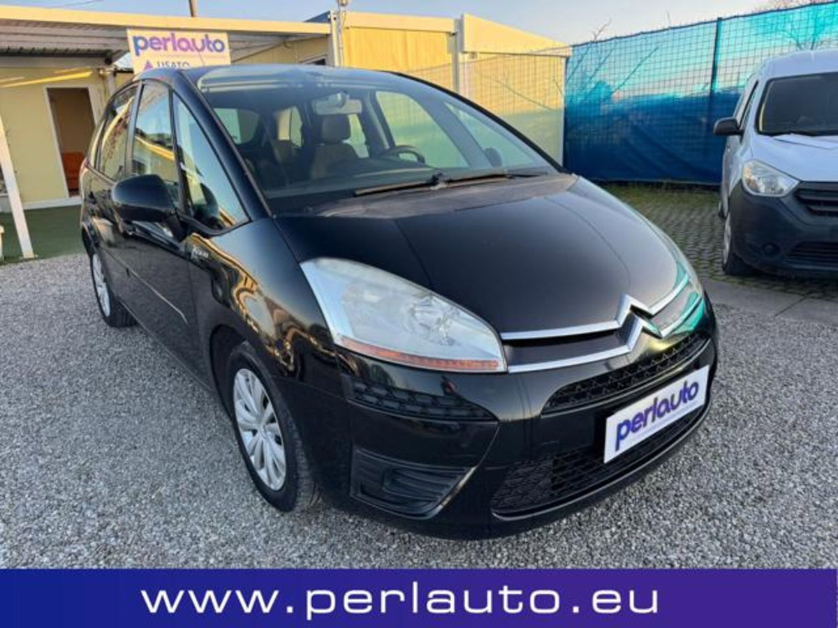Citroen C4 Picasso 1.6 HDi 110 FAP Elegance (2)