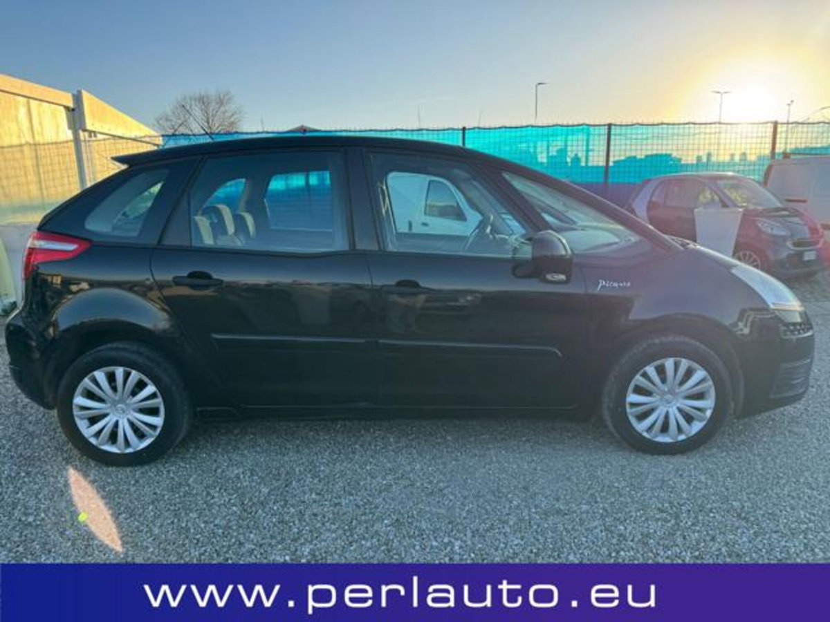 Citroen C4 Picasso 1.6 HDi 110 FAP Elegance (4)