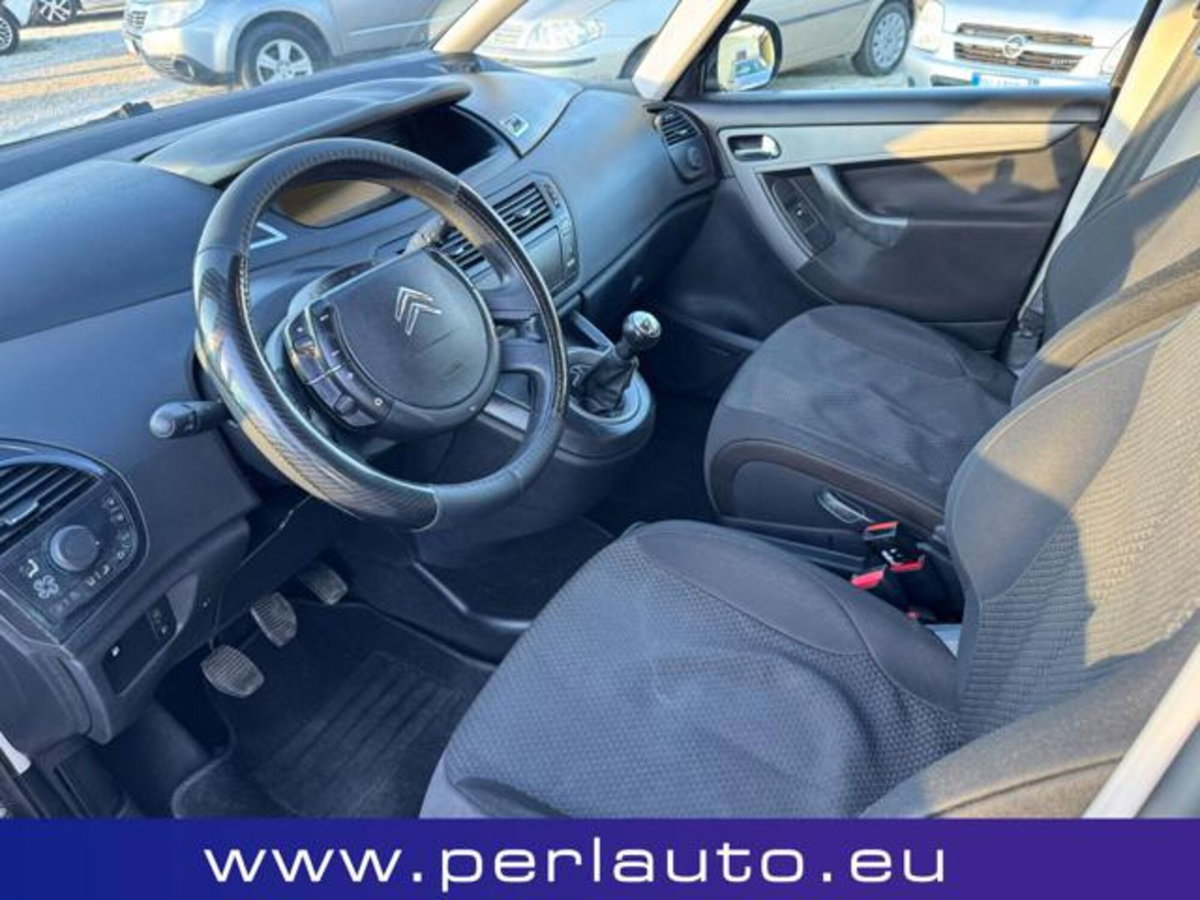 Citroen C4 Picasso 1.6 HDi 110 FAP Elegance (9)