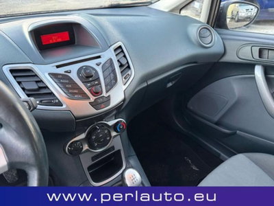 Ford Fiesta 1.4 TDCi 68CV 5 porte Titanium (11)