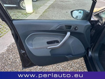 Ford Fiesta 1.4 TDCi 68CV 5 porte Titanium (7)