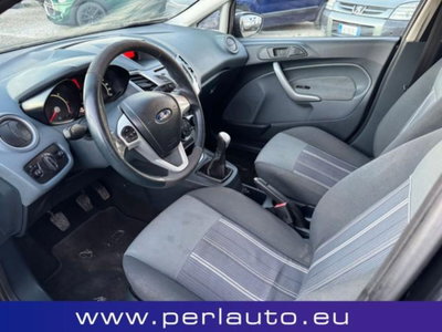 Ford Fiesta 1.4 TDCi 68CV 5 porte Titanium (8)
