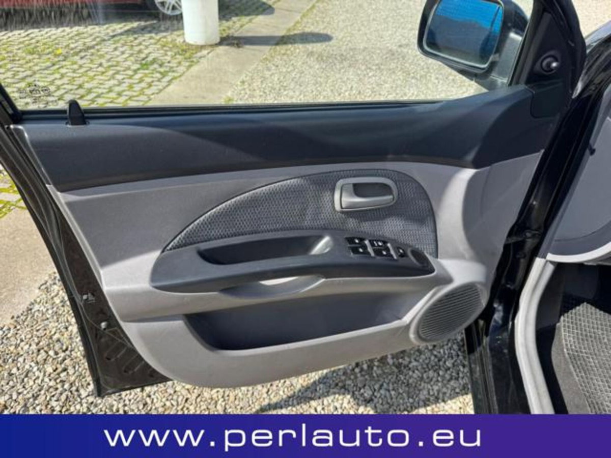 Kia Picanto 1.1 12V Spicy (7)