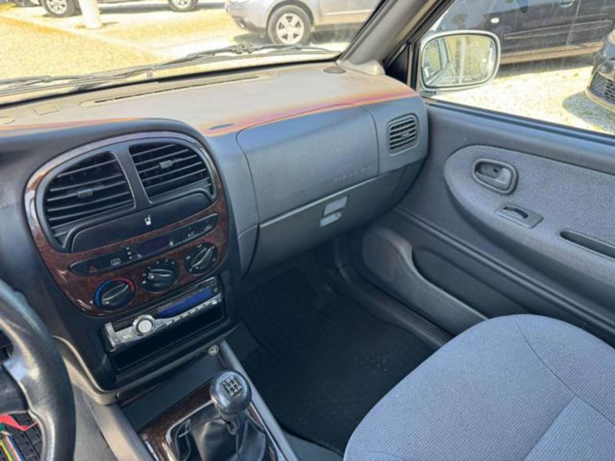 Kia Sportage 2.0i 16V cat Wag. 4x4 (10)
