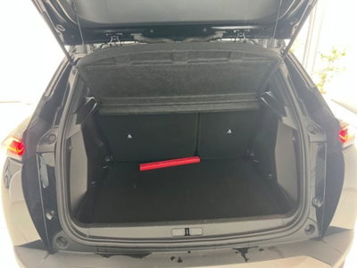 Peugeot 2008 PureTech 100 S&S Allure (17)