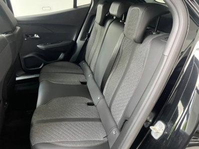 Peugeot 2008 PureTech 100 S&S Allure (19)