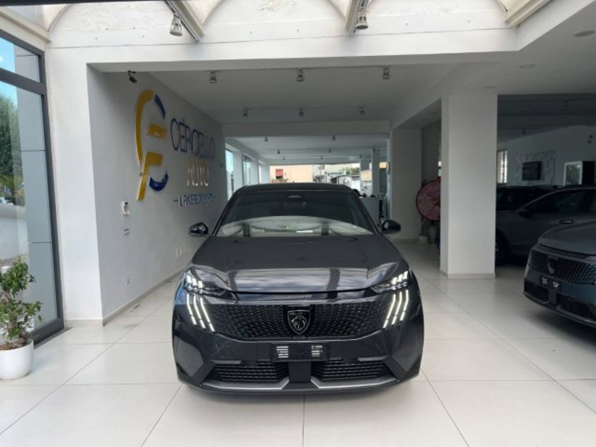 Peugeot 3008 1.2 hybrid GT Exclusive 145cv e-dcs6 (14)