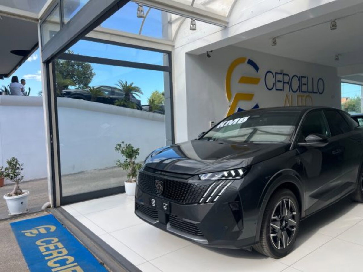 Peugeot 3008 1.2 hybrid GT Exclusive 145cv e-dcs6 (2)
