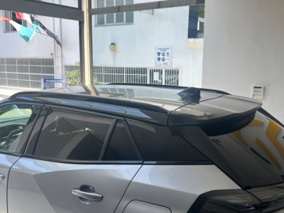 Peugeot 2008 50 kWh GT (13)