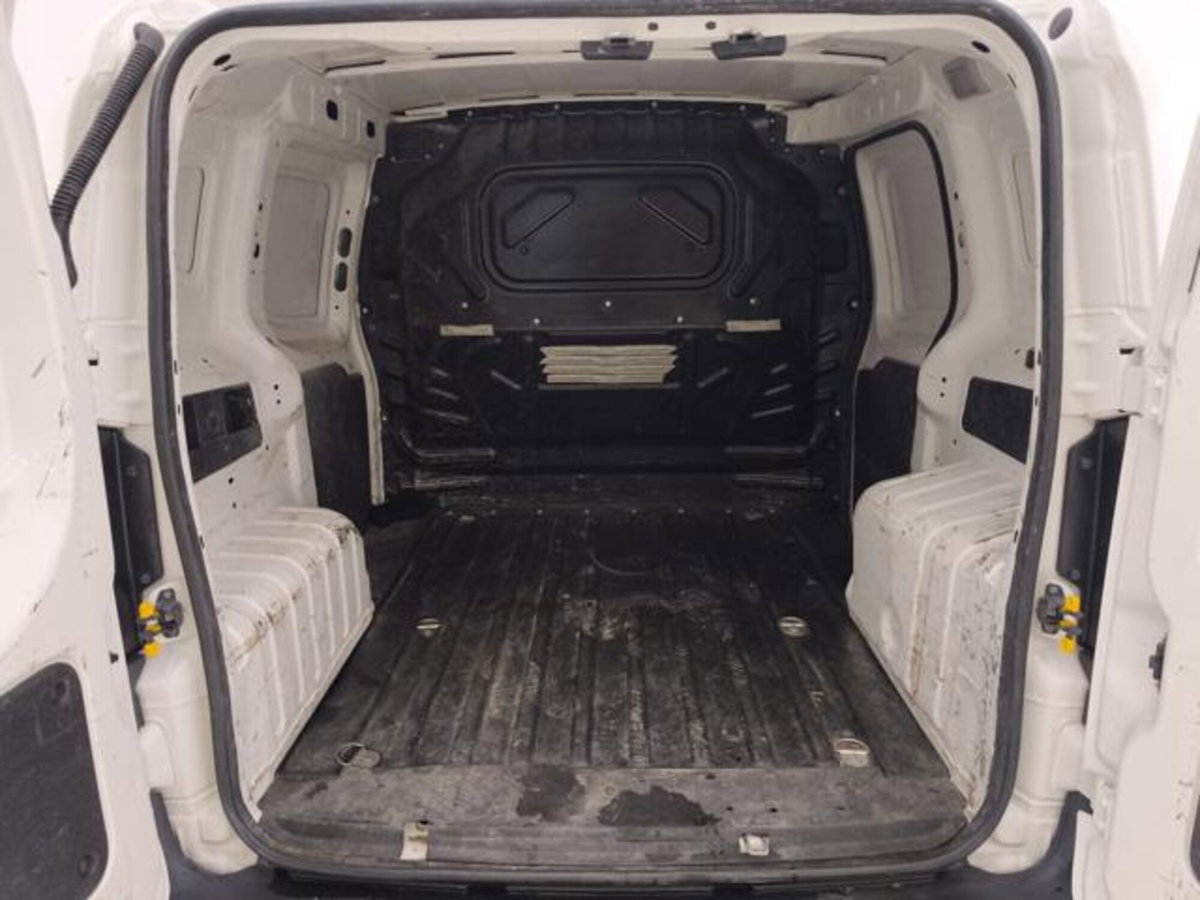 Fiat Fiorino qubo N1 1.3 mjt 95cv ecojet SX E6d-temp (19)