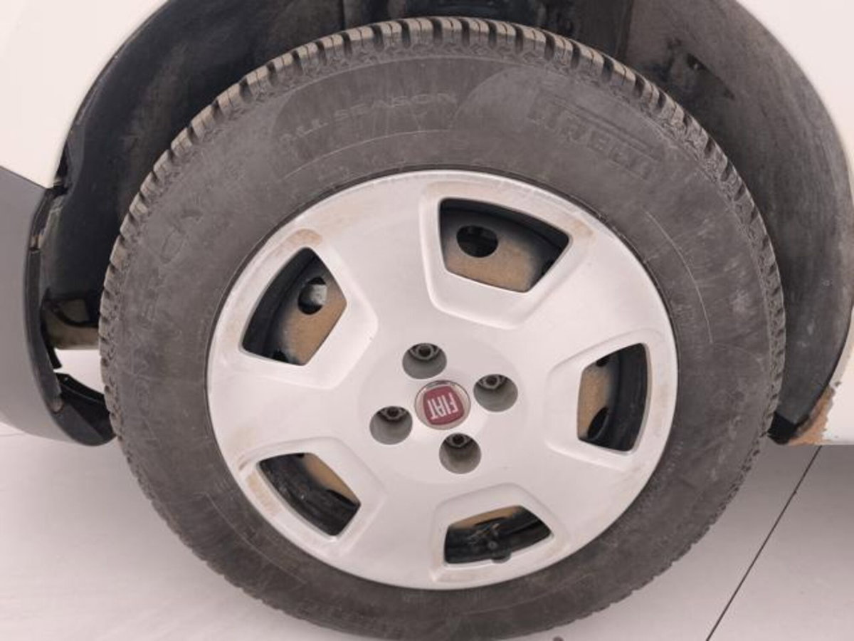 Fiat Fiorino qubo N1 1.3 mjt 95cv ecojet SX E6d-temp (9)