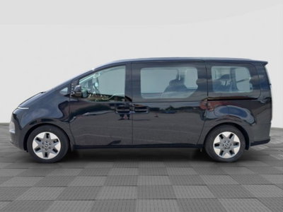 Hyundai Staria 2.2 awd auto (2)