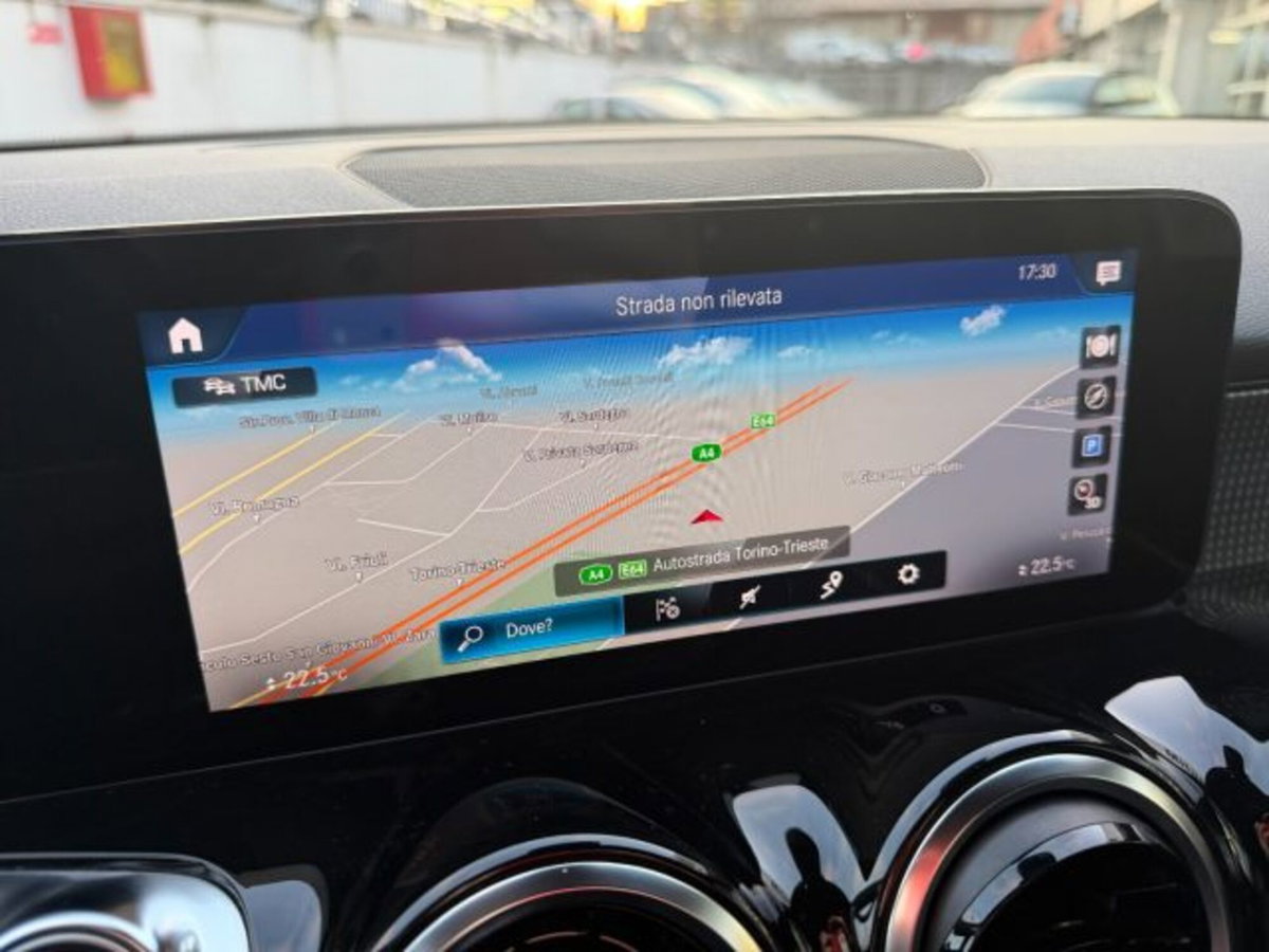 Mercedes-Benz GLB 200 d Advanced auto (14)