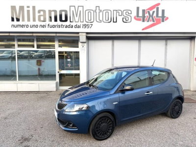 Lancia Ypsilon 1.0 FireFly 5 porte S&S Hybrid Silver Plus usata