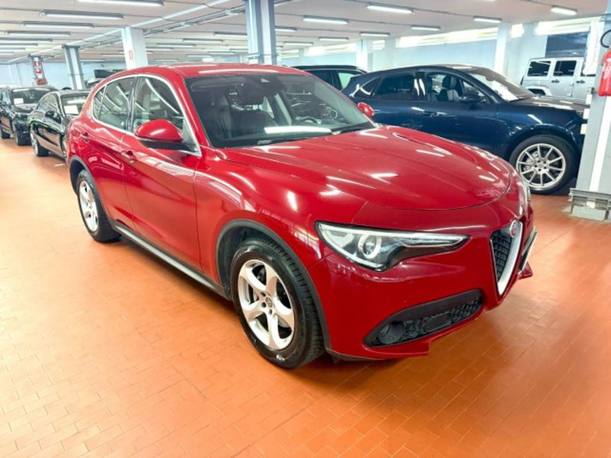 Alfa Romeo Stelvio Stelvio 2.2 Turbodiesel 180 CV AT8 Q4 Super (2)