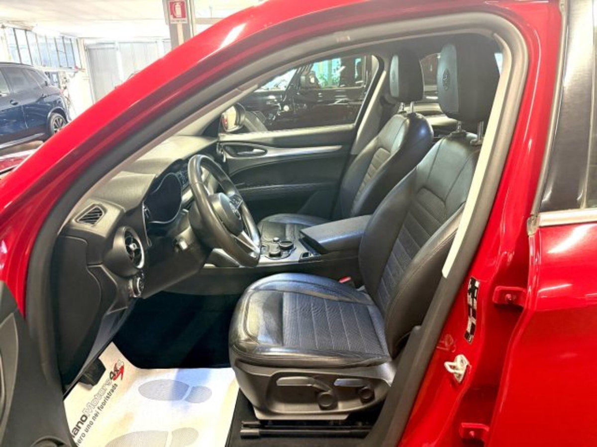 Alfa Romeo Stelvio Stelvio 2.2 Turbodiesel 180 CV AT8 Q4 Super (8)