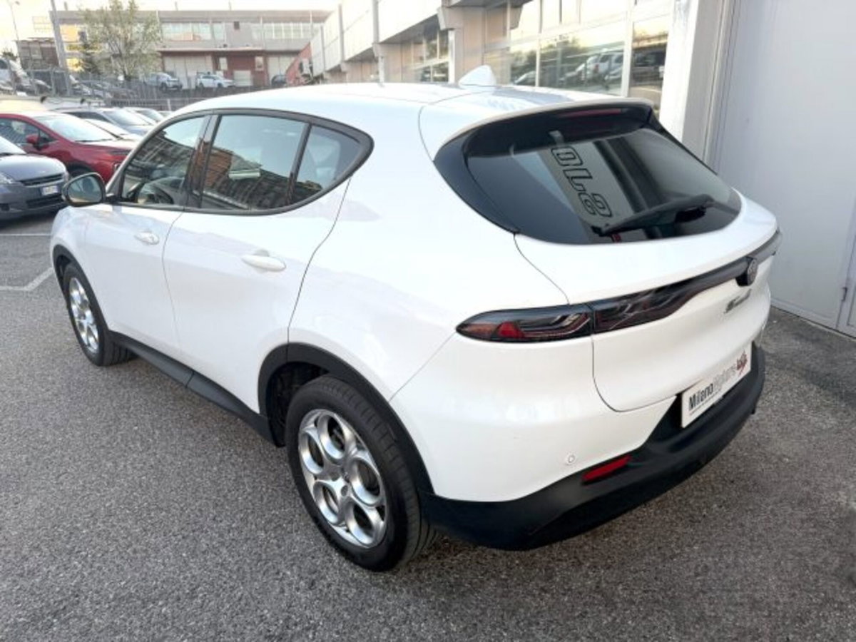 Alfa Romeo Tonale 1.5 hybrid Sprint 130cv tct7 (3)