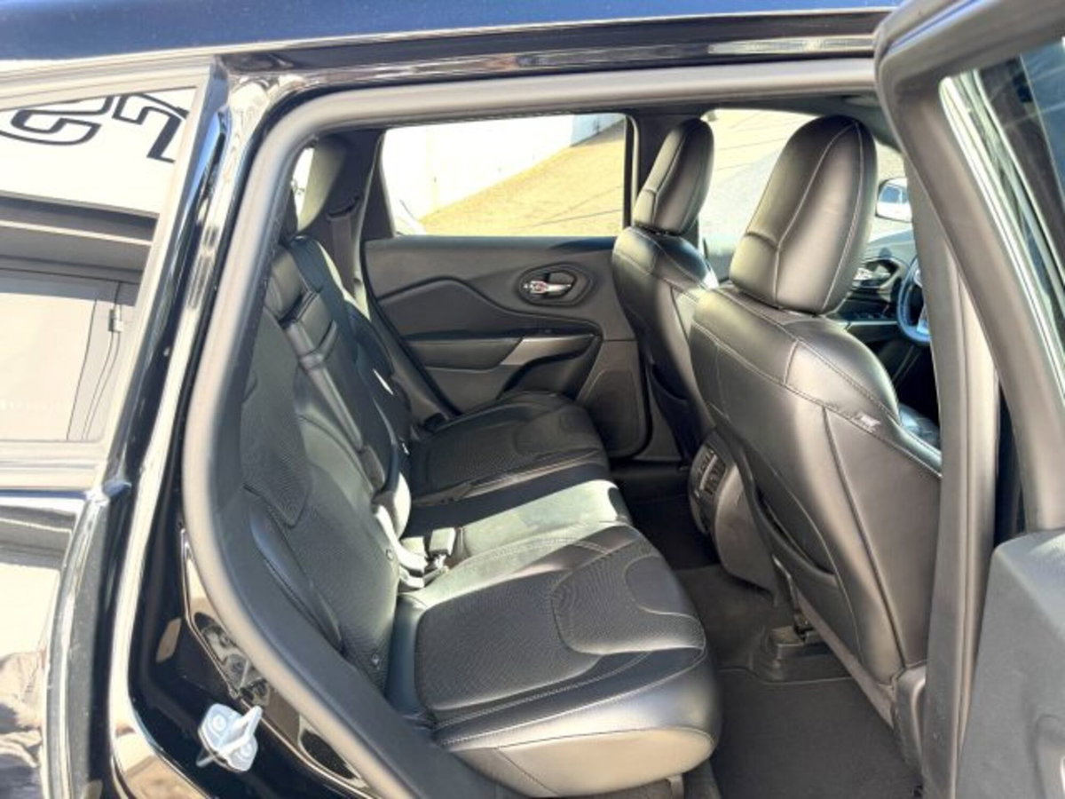 Jeep Cherokee 2.2 Mjt Longitude (17)