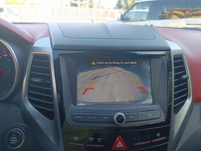 Ssangyong Tivoli 1.6d 2WD Be (8)