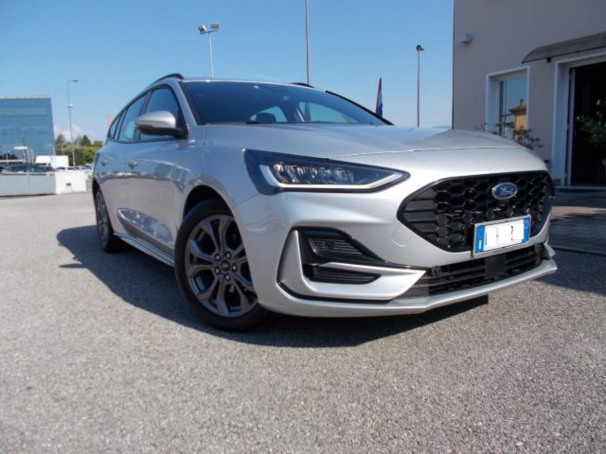 Ford Focus Station Wagon 1.0 EcoBoost Hybrid 125CV Powershift SW ST-Line Design