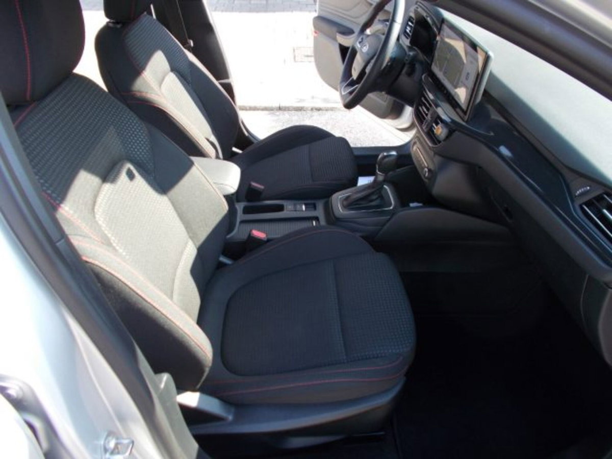 Ford Focus Station Wagon 1.0 EcoBoost Hybrid 125CV Powershift SW ST-Line Design (12)