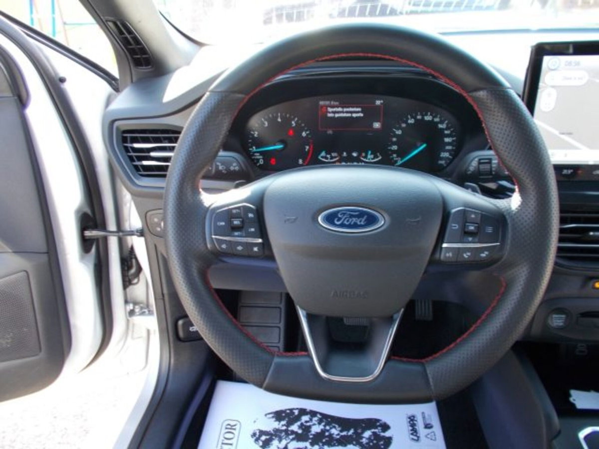 Ford Focus Station Wagon 1.0 EcoBoost Hybrid 125CV Powershift SW ST-Line Design (15)