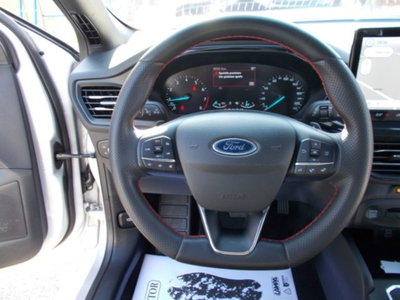 Ford Focus Station Wagon 1.0 EcoBoost Hybrid 125CV Powershift SW ST-Line Design (15)