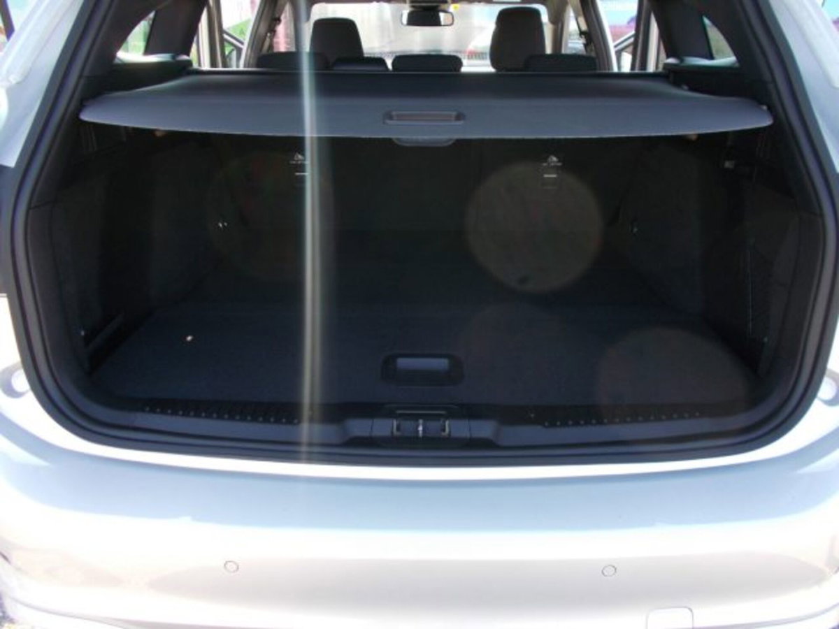 Ford Focus Station Wagon 1.0 EcoBoost Hybrid 125CV Powershift SW ST-Line Design (20)