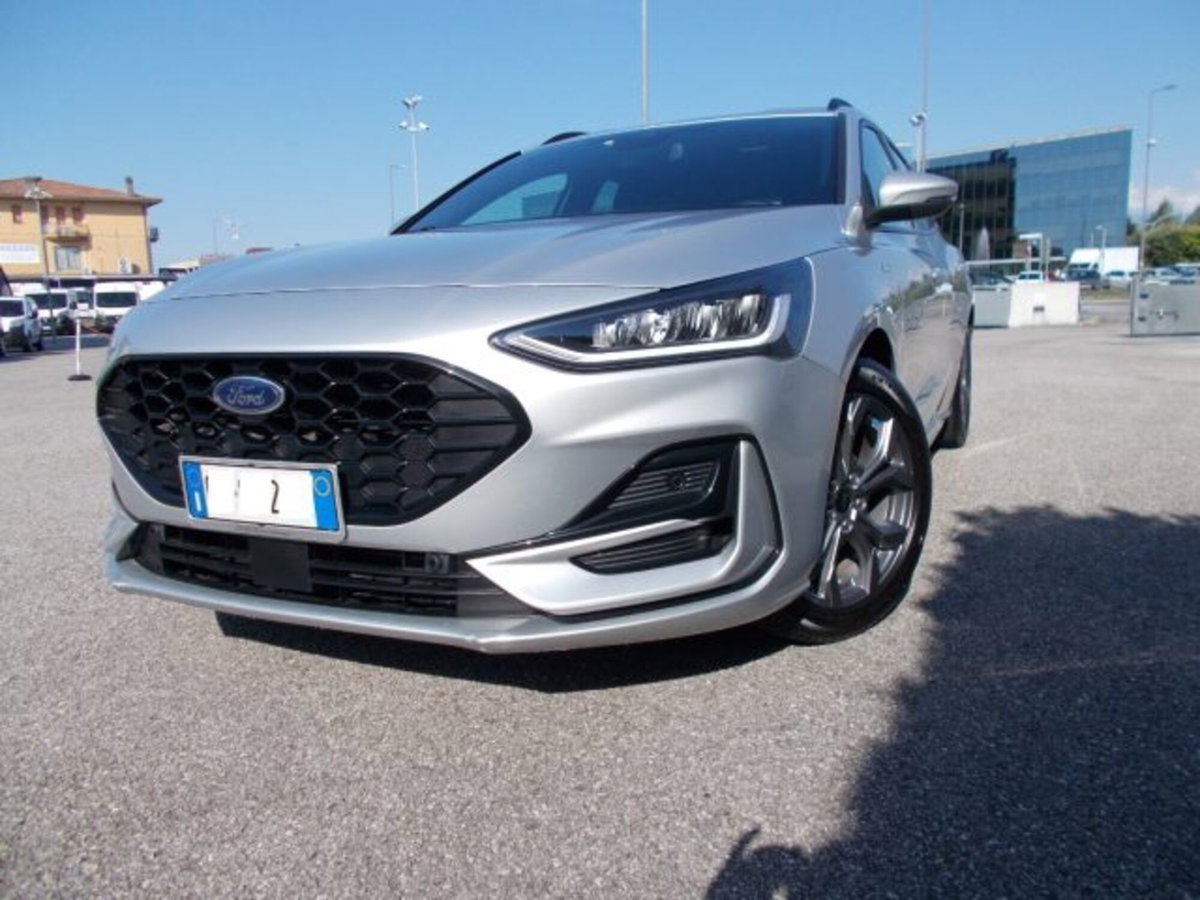 Ford Focus Station Wagon 1.0 EcoBoost Hybrid 125CV Powershift SW ST-Line Design (4)