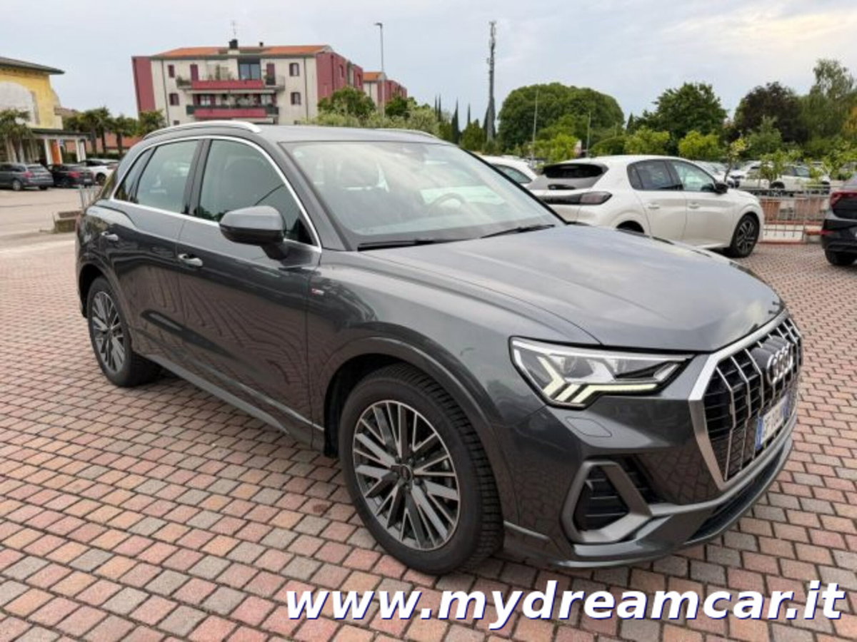 Audi Q3 35 TDI quattro S tronic Business (4)