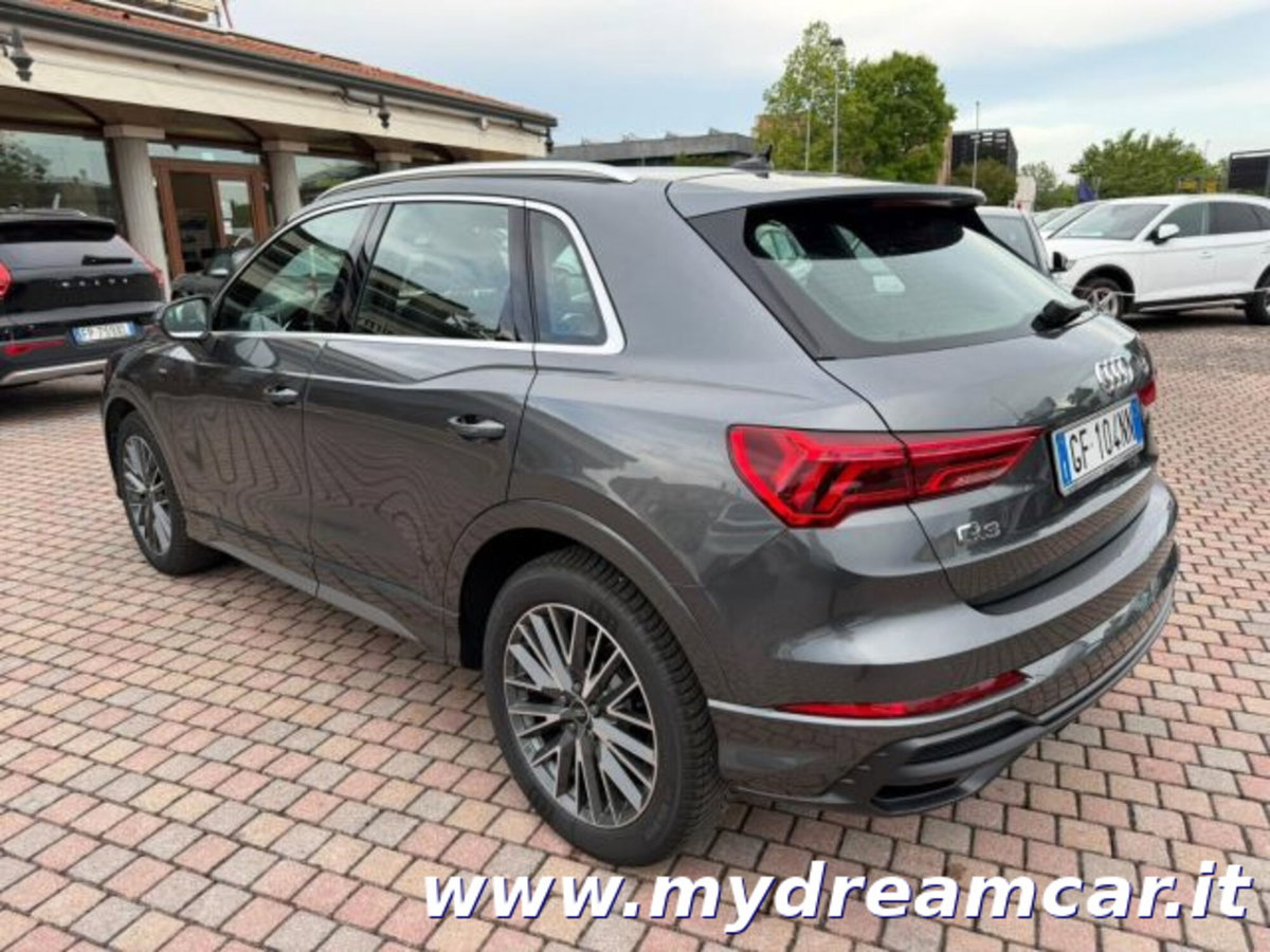Audi Q3 35 TDI quattro S tronic Business (6)