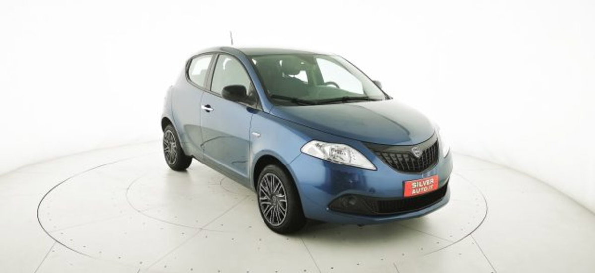 Lancia Ypsilon 1.0 FireFly 5 porte S&S Hybrid Gold Plus