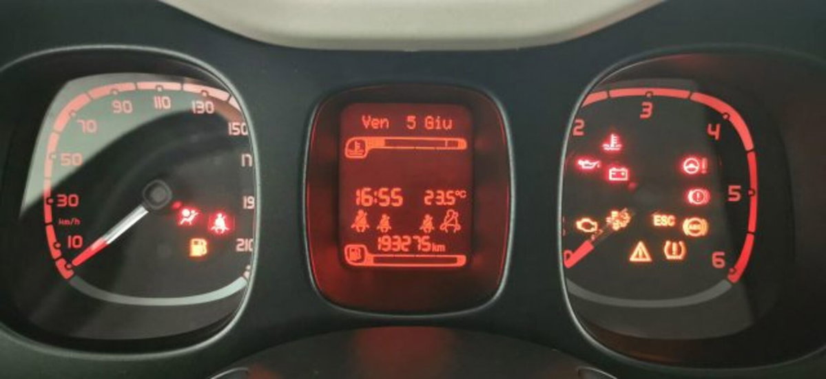 Fiat Panda 1.3 MJT 95 CV S&S Easy (10)