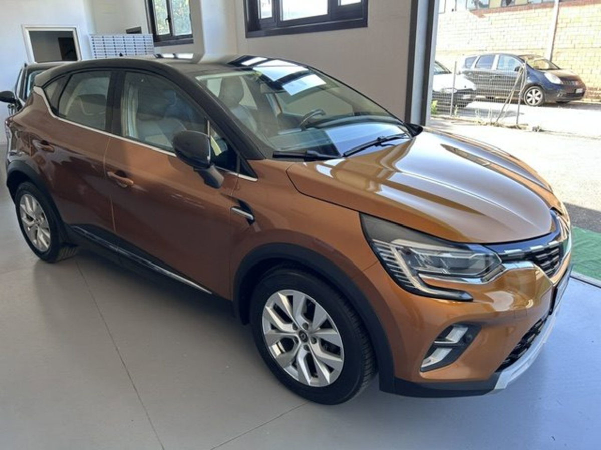 Renault Captur Blue dCi 95 CV Intens (10)