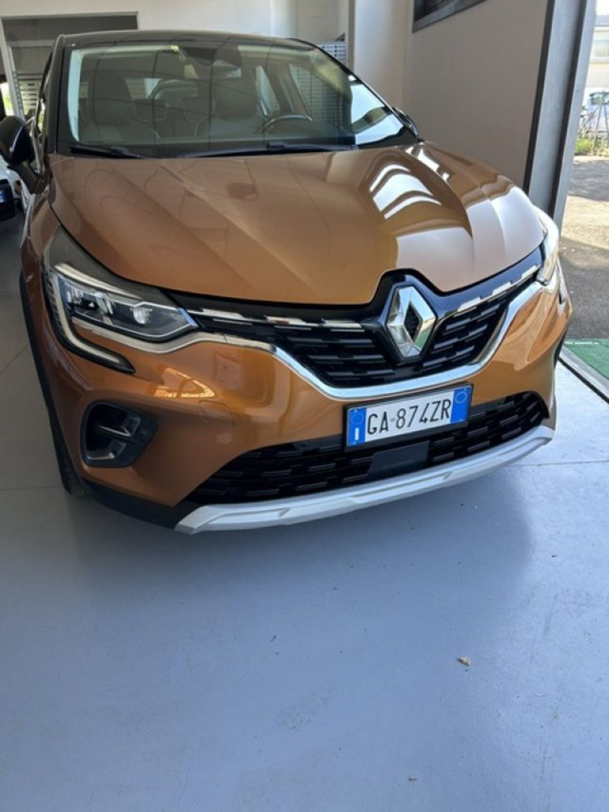 Renault Captur Blue dCi 95 CV Intens (2)
