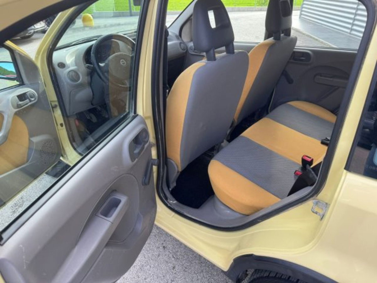 Fiat Panda 1.3 MJT 16V 4x4 Climbing (15)