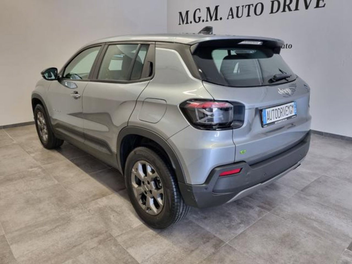 Jeep Avenger 1.2 turbo Altitude fwd 100cv (8)