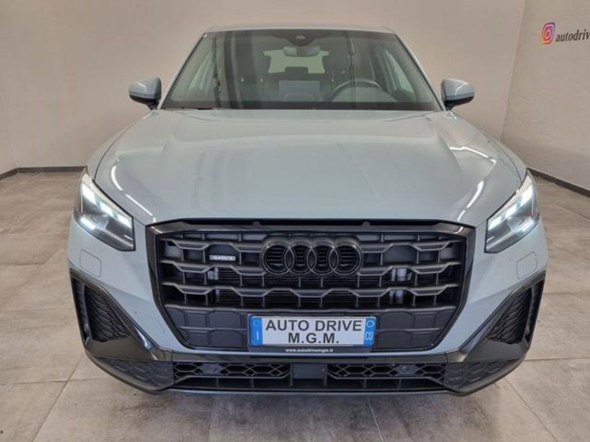 Audi Q2 Q2 40 TFSI quattro S tronic Identity Black (5)