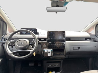 Hyundai Staria 2.2 awd auto (13)