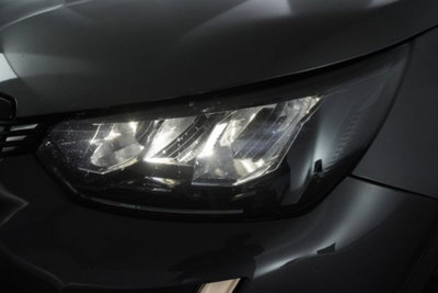 Peugeot 2008 PureTech 100 S&S Allure Pack (17)