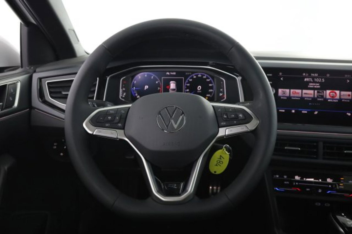 Volkswagen Taigo 1.0 TSI 110 CV DSG R-Line (5)