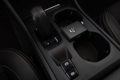 Volvo XC40 T4 AWD Geartronic Momentum (14)