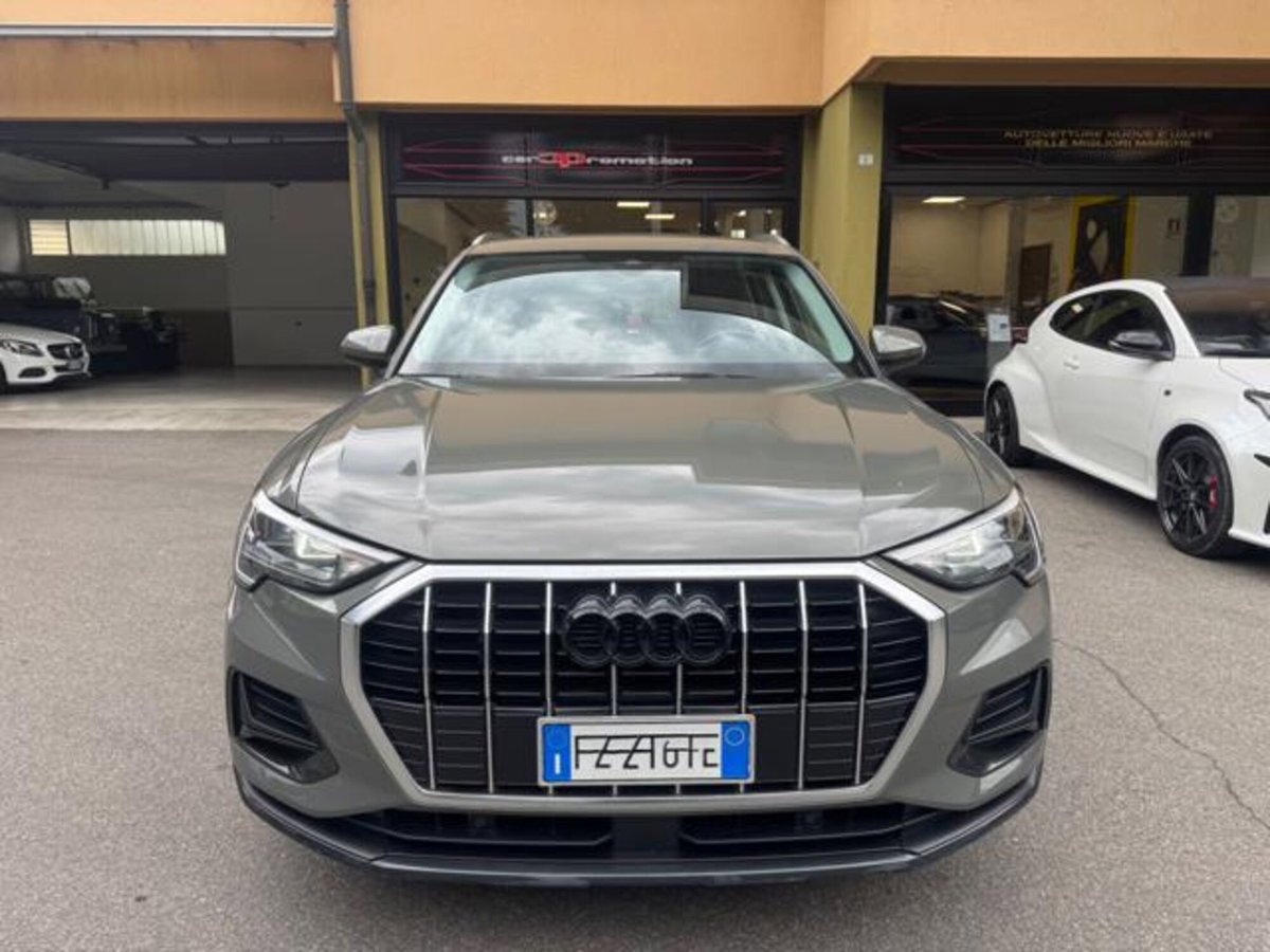 Audi Q3 35 TDI quattro S tronic Business (3)