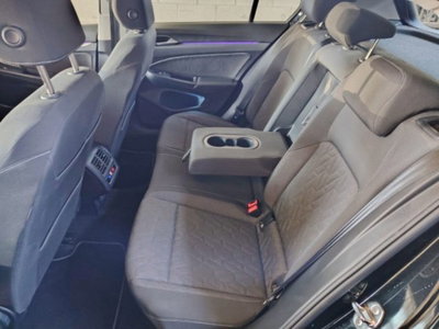 Volkswagen Golf 2.0 TDI SCR Life (14)