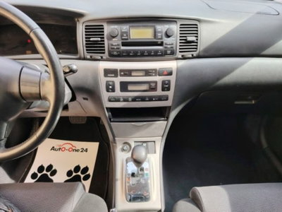 Toyota Corolla 1.D-4D M-MT 5 porte Sol ESP (13)