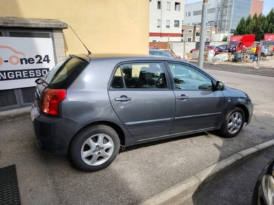 Toyota Corolla 1.D-4D M-MT 5 porte Sol ESP (6)