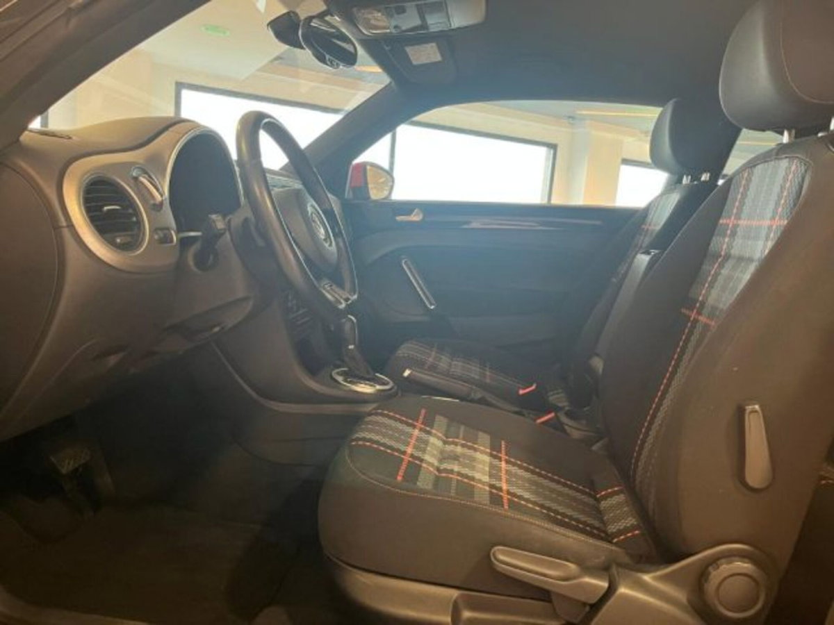 Volkswagen Maggiolino 1.2 TSI Design (8)